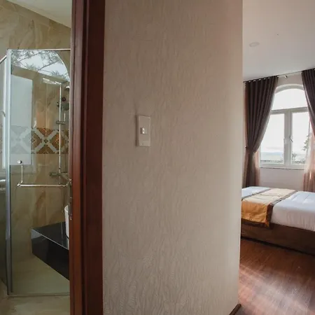 Be U Hotel City View Da Lat Exterior photo